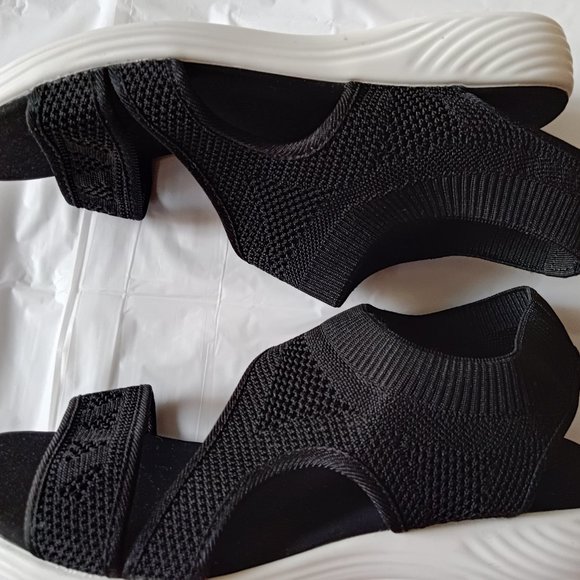 Sandals - Picture 2 of 5